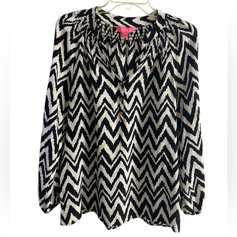 Lilly Pulitzer Elsa chevron black silk blouse pop over Small